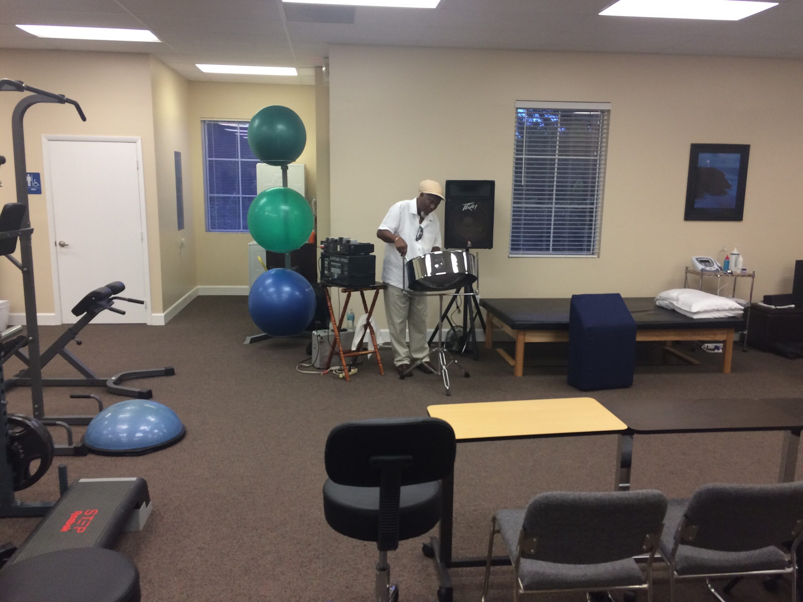 CardioFlex hosts a farewell party for its employees at its outpatient clinic in Davie, FL